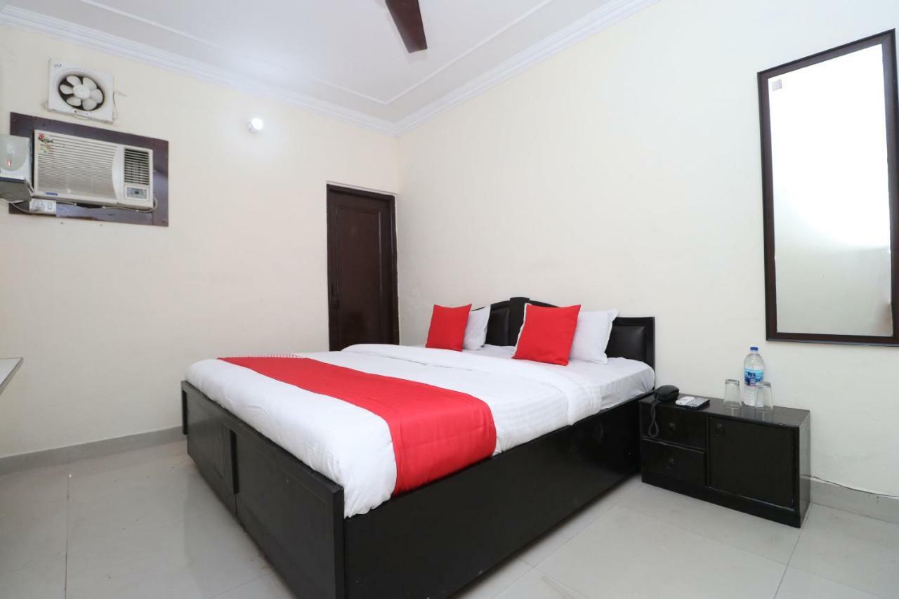 Oyo 37721 Hotel Kings Pathankot Exterior photo