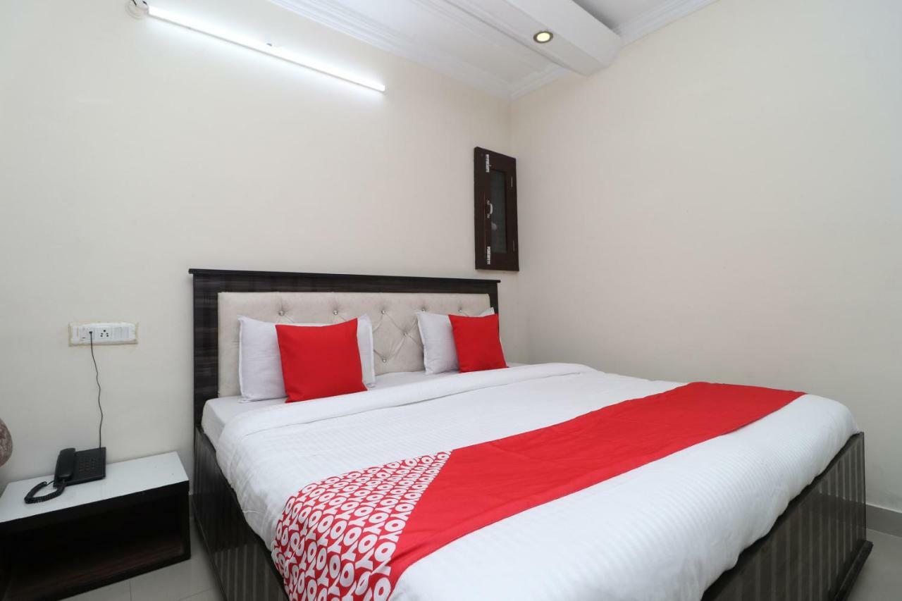 Oyo 37721 Hotel Kings Pathankot Exterior photo
