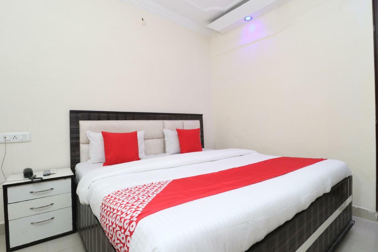 Oyo 37721 Hotel Kings Pathankot Exterior photo